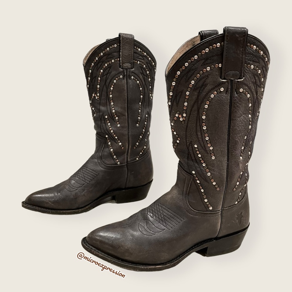 $399 Frye Billy Stud Pull On Distressed Boho Festival Cowboy Boots - Picture 11 of 15